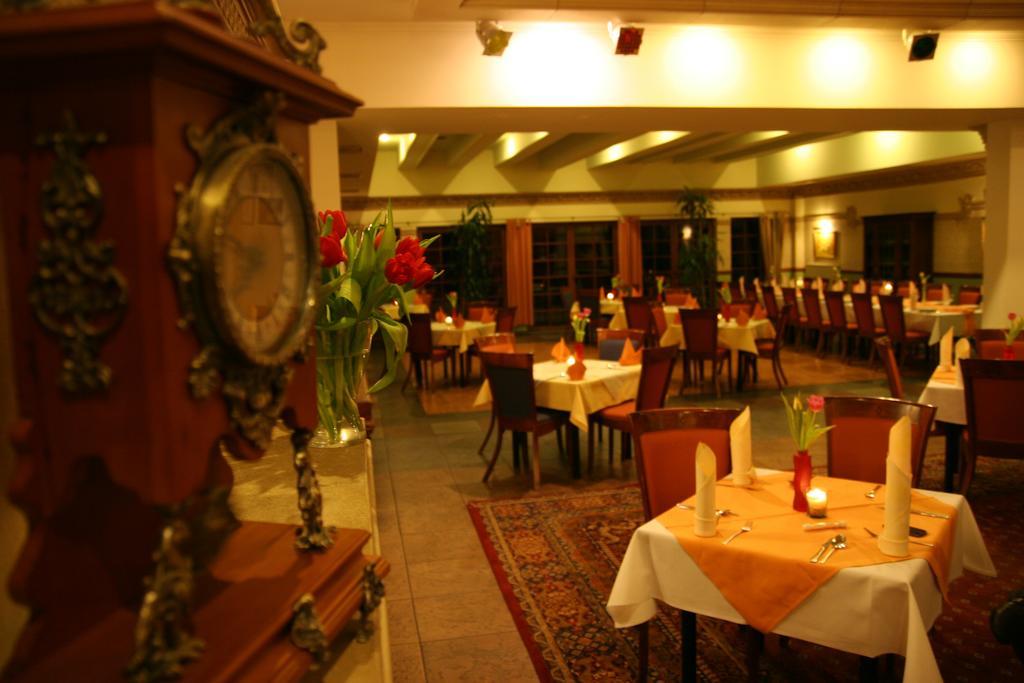 Hotel Karolinka Gogolin Exterior photo