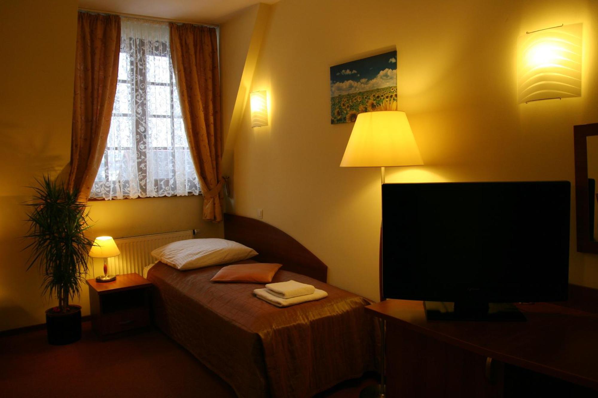 Hotel Karolinka Gogolin Room photo