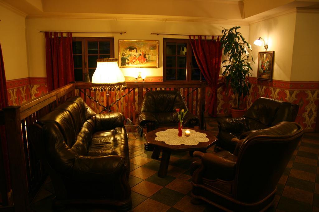 Hotel Karolinka Gogolin Exterior photo